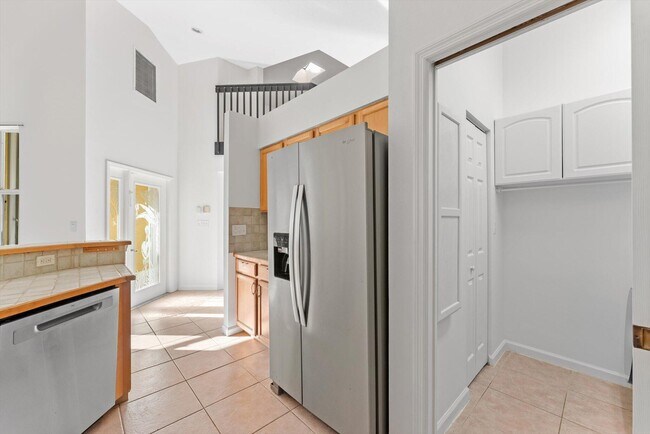 Building Photo - 8085 Saw Palmetto Ln