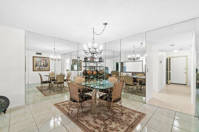 Building Photo - 10203 Mangrove Dr