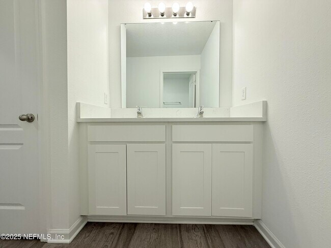 Building Photo - 2308 Shady Breeze Ln