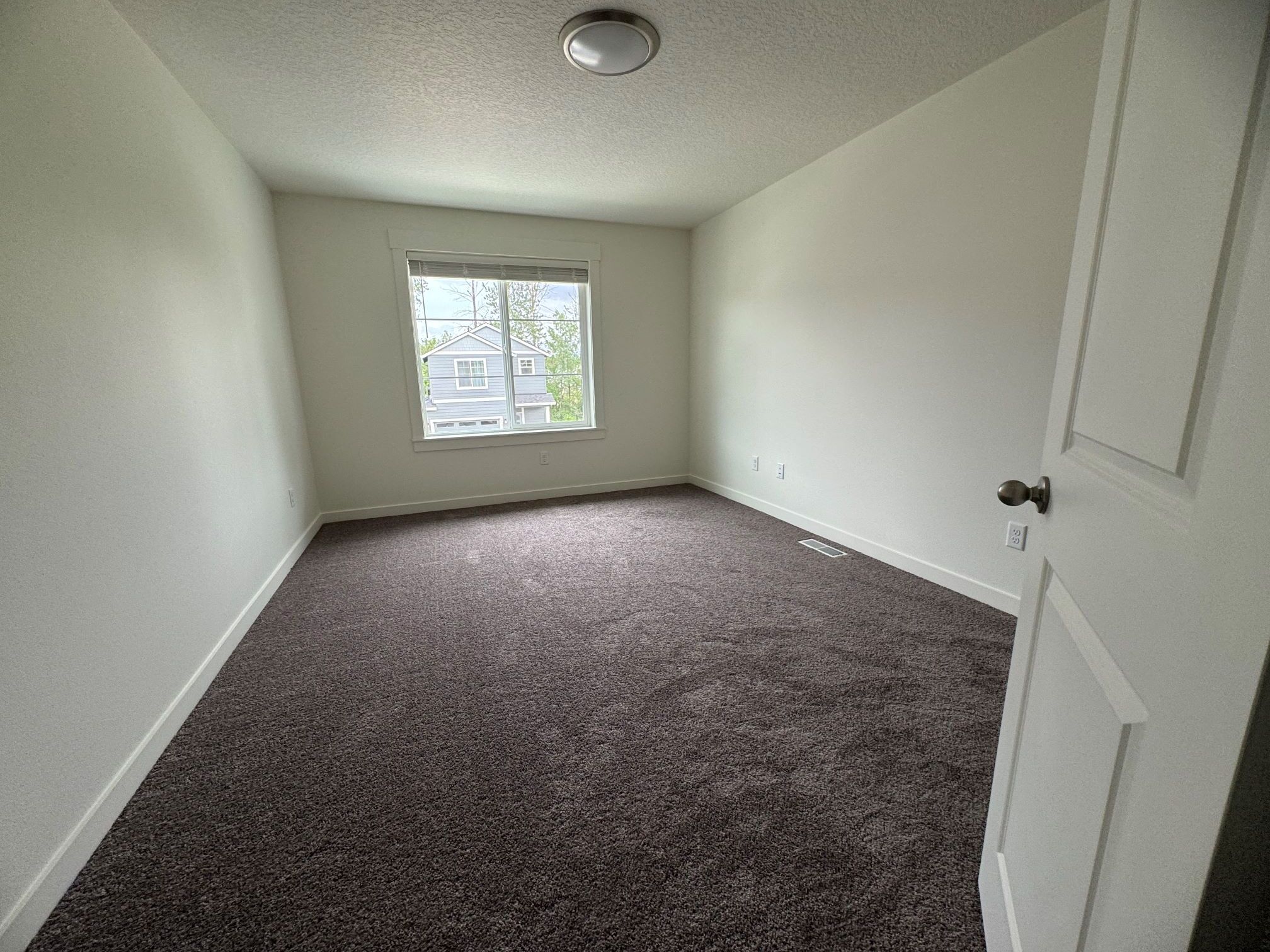 Building Photo - 6926 N Madison Cir