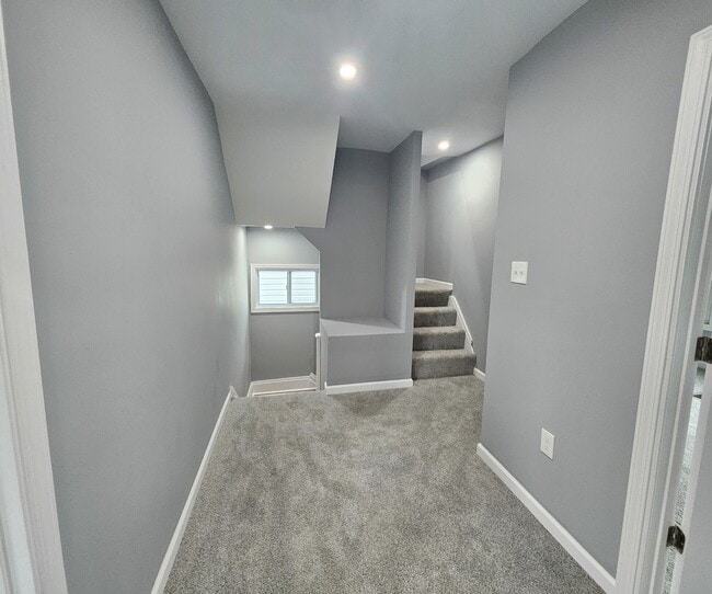 Building Photo - 539 Marie Ave