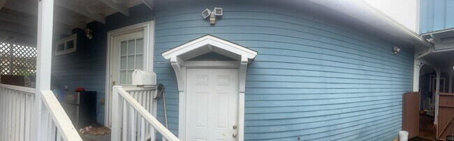 Building Photo - 236 Waena St