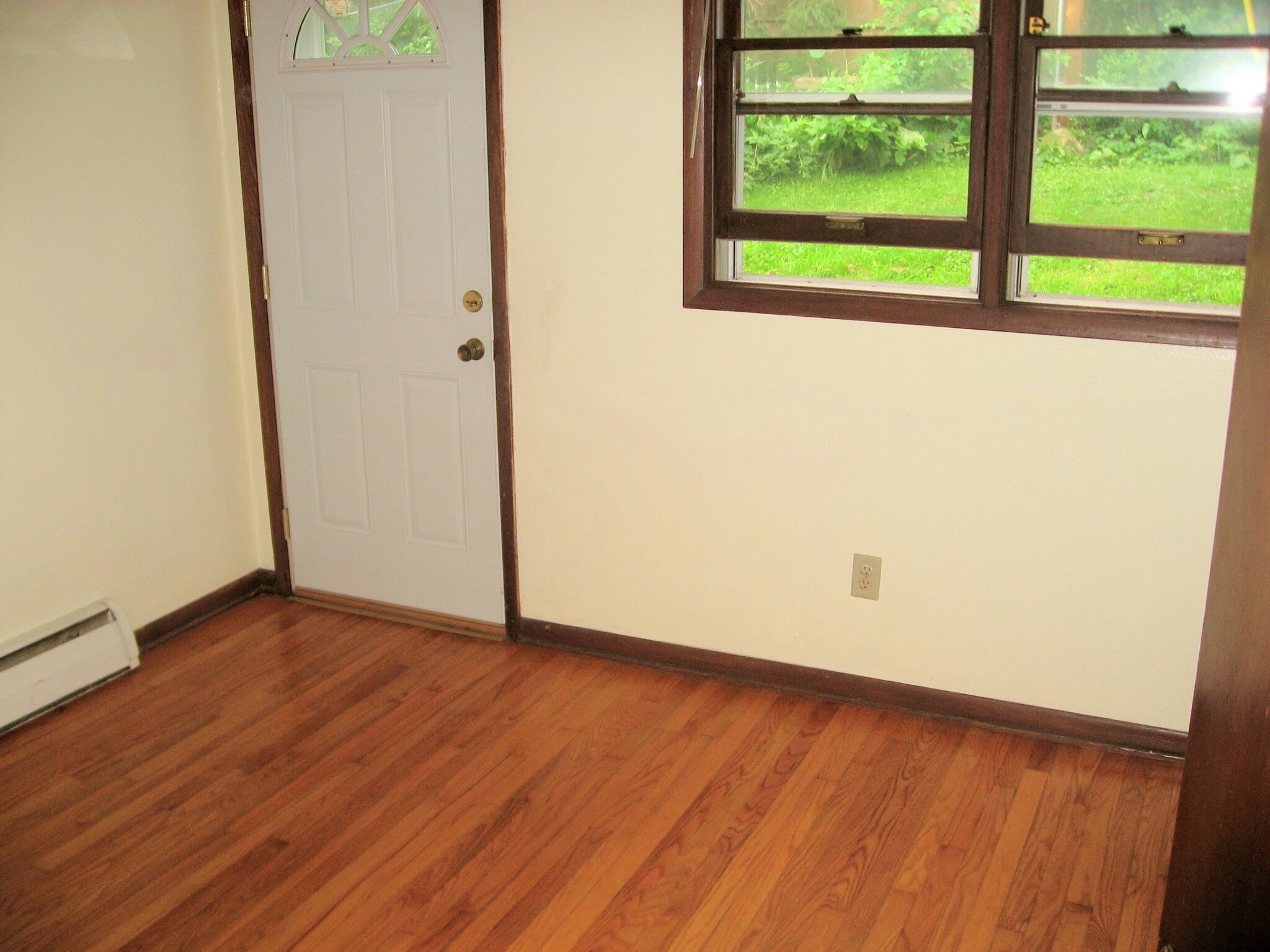 Building Photo - 205 Sunny Meade Ln