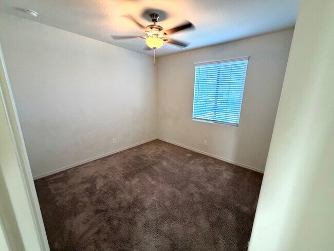 Building Photo - Beautiful 4BR/3BA single-story home in Harvest Queen Creek! Built in 2021 with 2,306 SF, den, che...