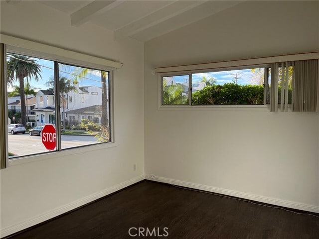 Building Photo - 3300 Seaview Ave