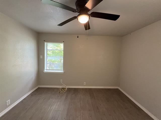 Building Photo - 3316 Shorewood Dr