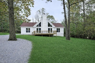 Building Photo - 1075 Roper Rd