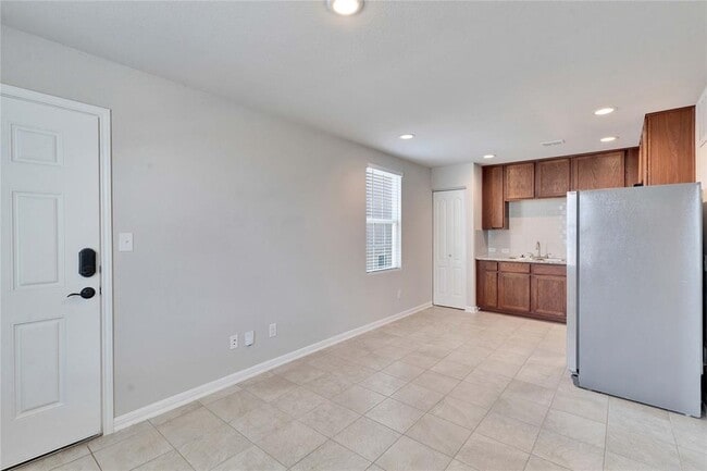 Building Photo - 371 Ferrule Dr