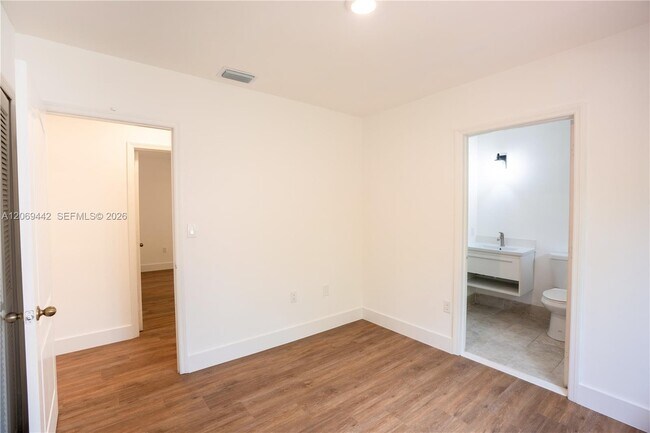 Building Photo - 9124 SW 156th Ct