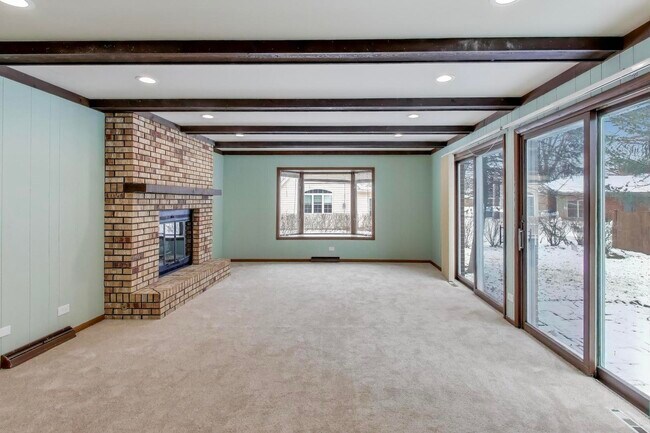 Building Photo - 12111 68th Ct