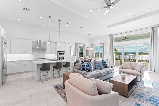 Building Photo - 10099 Regency Wy