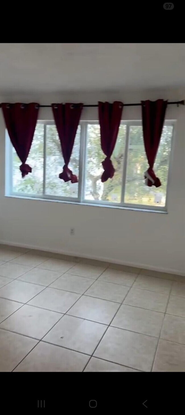 Building Photo - 14830 Naranja Lakes Blvd