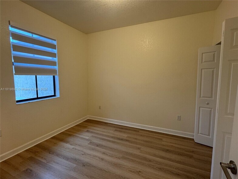 Building Photo - 10825 W 33rd Way