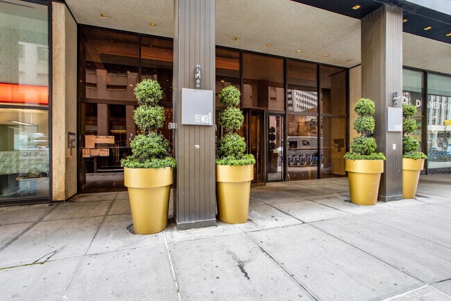 Building Photo - 110 Wall St