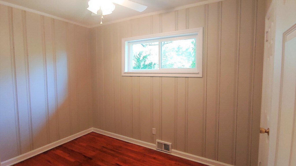 Building Photo - 1589 Tanager Cir