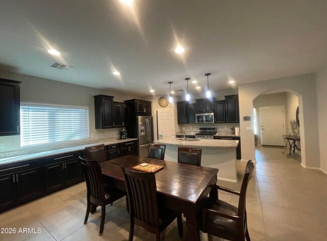 Building Photo - Furnished 3 Bed + Den in Anthem at Merrill Ranch | Resort Amenities