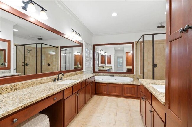 Building Photo - 4209 Whitby Way SE