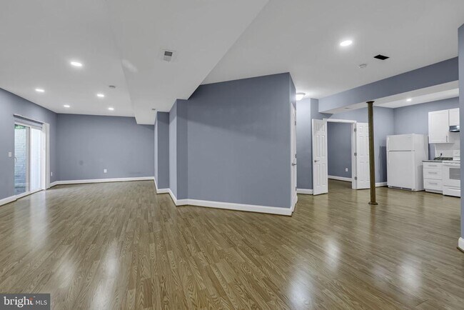 Building Photo - 40560 Aldie Springs Dr