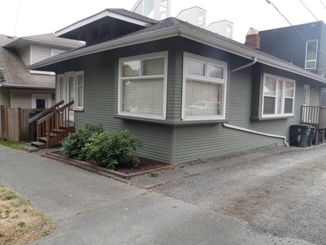 Primary Photo - Updated Charming 4 Bedroom-2 Bathroom Home...