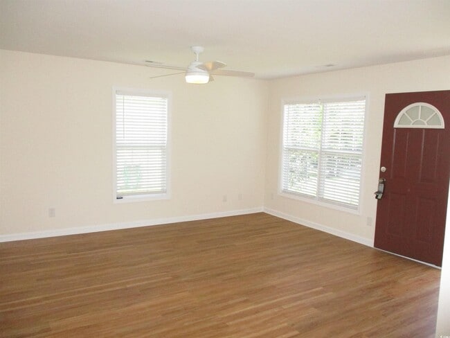 Building Photo - 483 Wallingford Cir