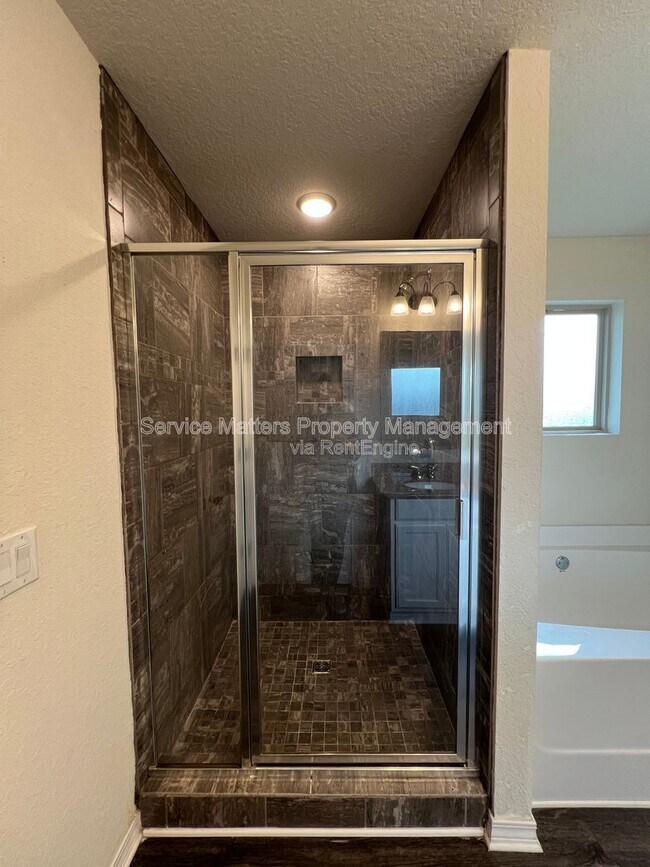 Building Photo - 4410 Thistle Pine Ct