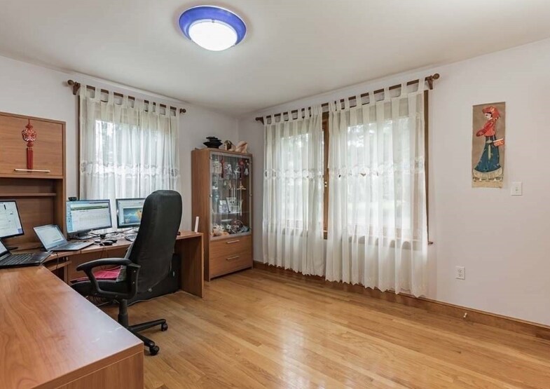 Building Photo - 9 Gennaro Cir