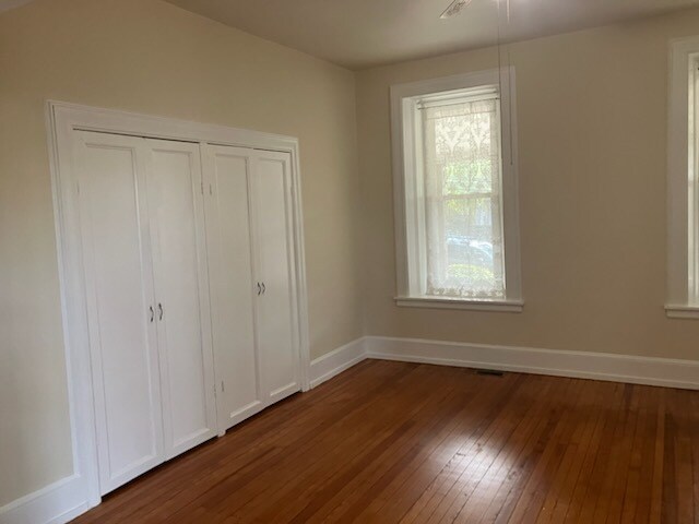 Front Bedroom - 1511 Spring Ave