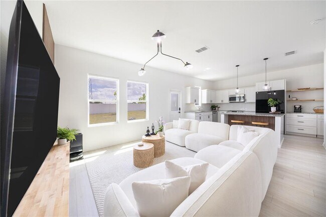 Building Photo - 8688 Sportsman Lp