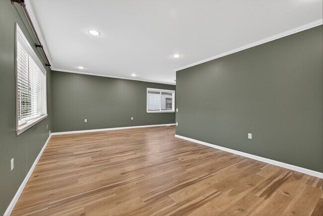 Building Photo - Beautiful 1930's 2bd/2ba Bungalow in Boise's Historic North End
