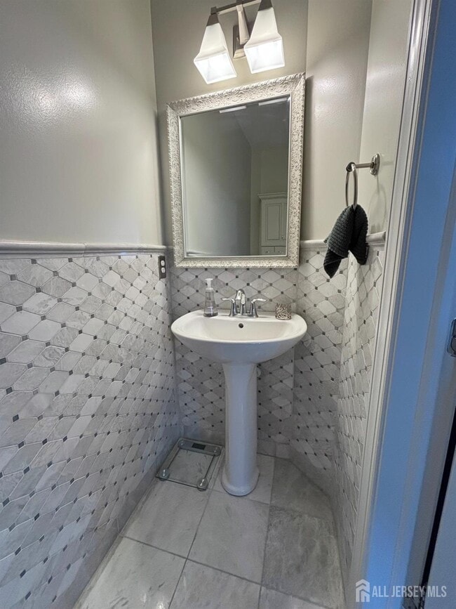 Building Photo - 2330 NJ-33
