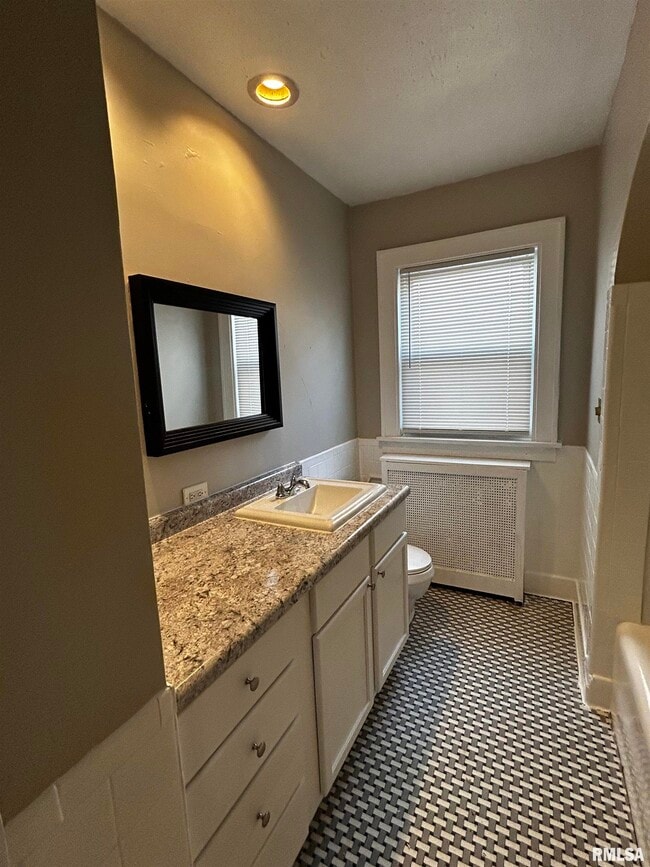 Building Photo - 2718 North North Street