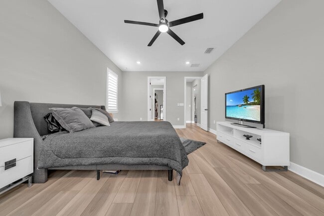 Building Photo - 42560 Atlas Dr