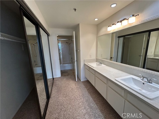 Building Photo - 2563 Plaza del Amo Plz