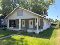 Building Photo - 203 E Rutherford St
