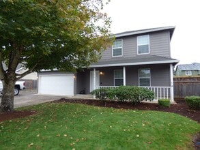 Building Photo - 3 bed 2.5 bath House in Stayton!! Close to...