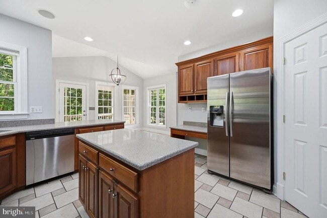 Building Photo - 11912 Old Elm Ct