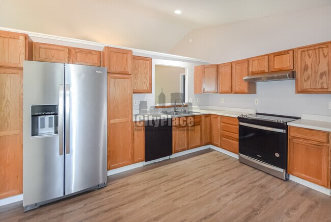 Building Photo - 4617 Welton St