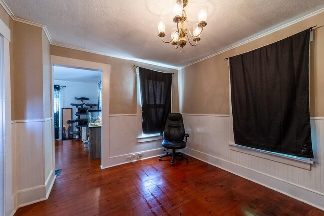 Building Photo - 66 Lyford St