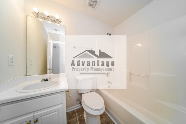 Building Photo - 1860 Neighborhood Walk