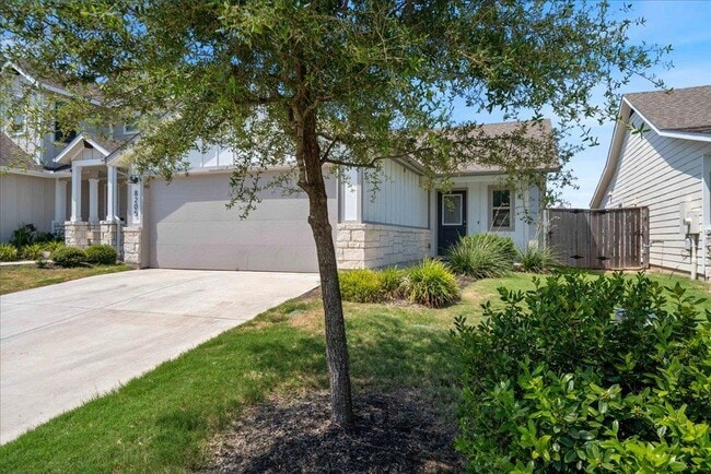 Building Photo - 8205 Cottage Rose Dr