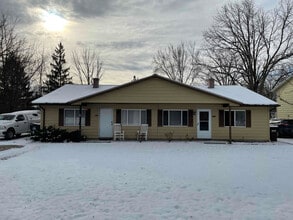 Building Photo - 1065 Moneta Ave