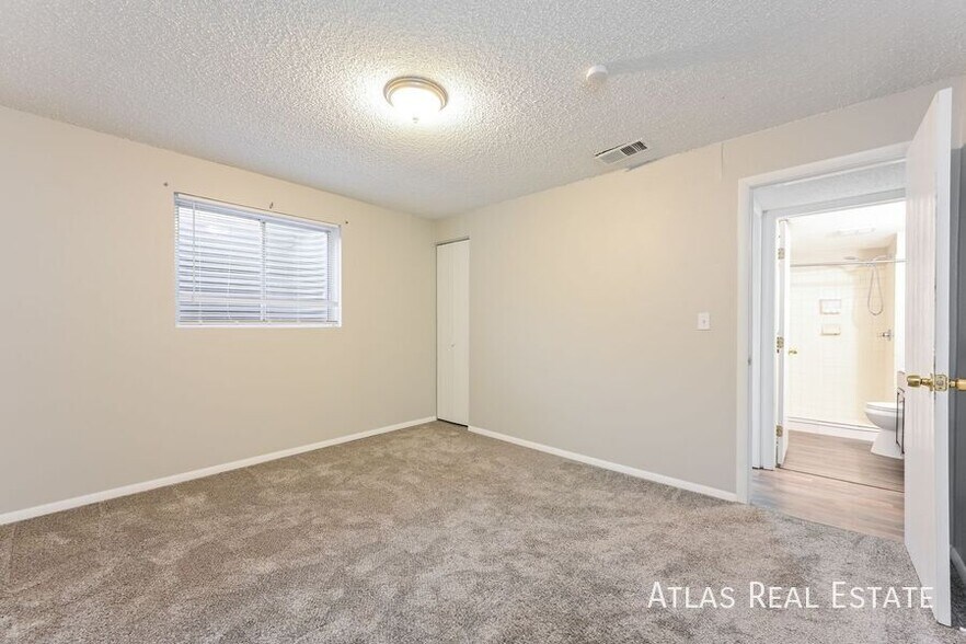 Building Photo - 19115 E Milan Cir