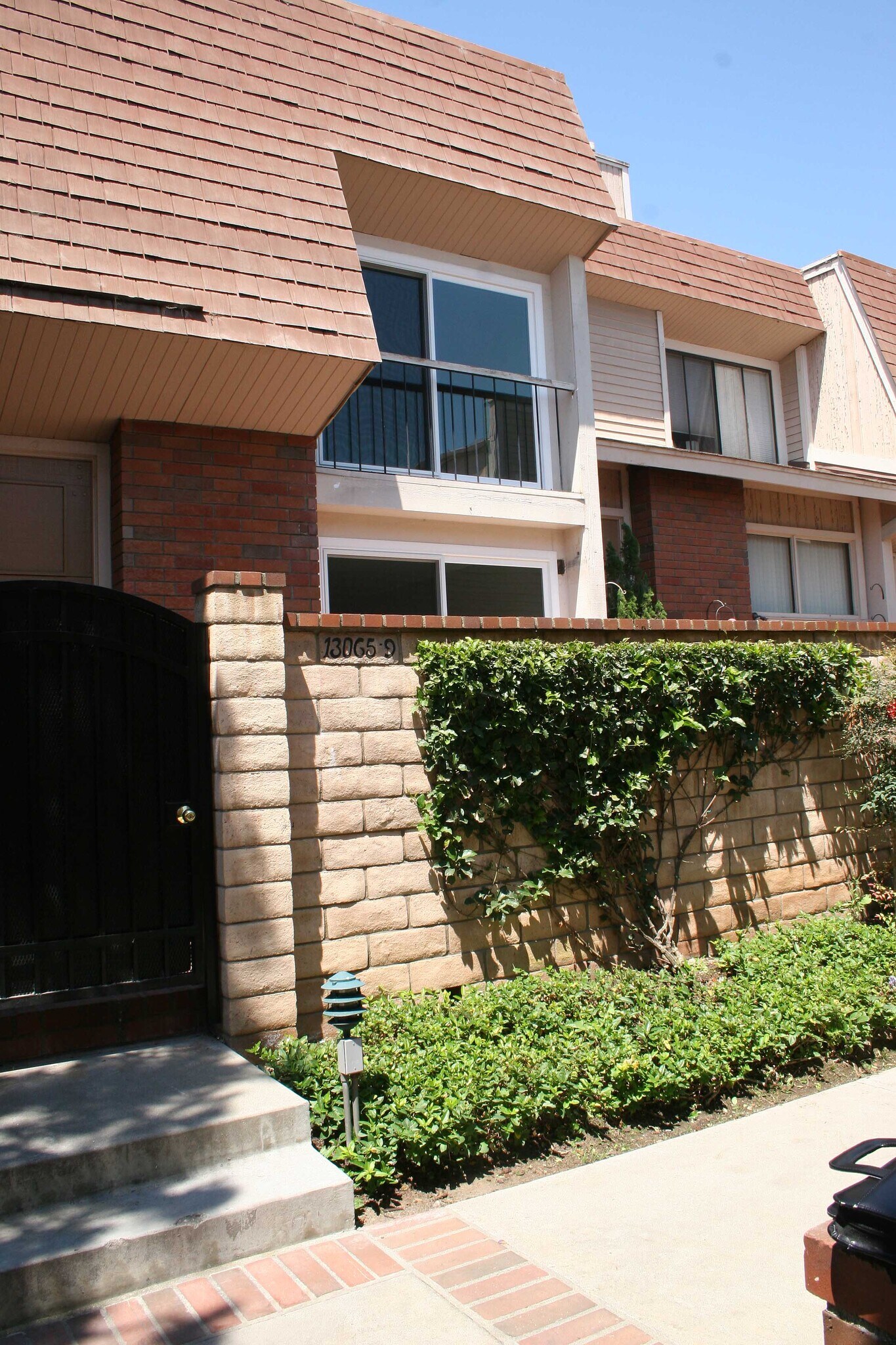 Building Photo - 13065 Mindanao Way