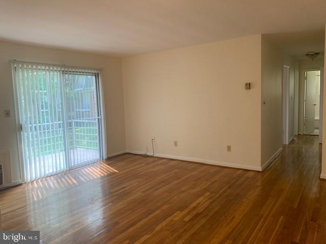 Building Photo - 903 Cooks Ln