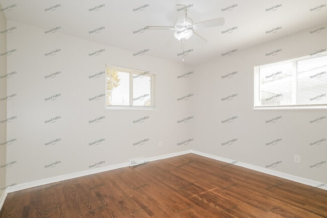 Building Photo - 2720 Flamingo Dr