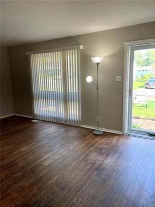 Building Photo - 7737 Paddington Dr