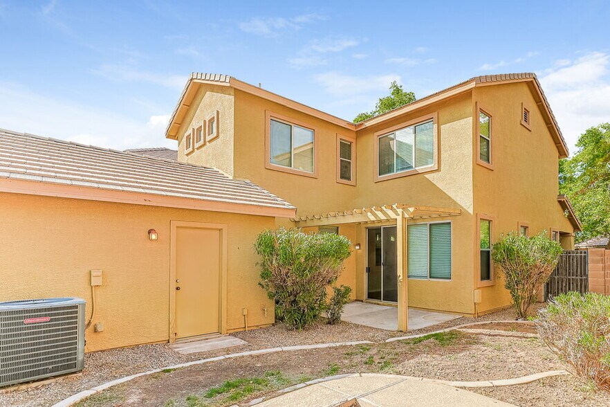 Building Photo - 2757 S Cupertino Dr