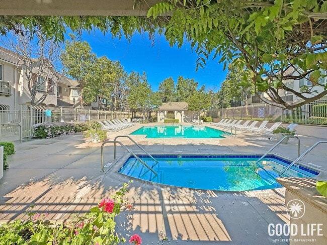 Building Photo - Stylish 2-Bed 2-Bth Home in Irvine with Pool, Jacuzzi, Basketball Court, Balcony & 2 Car Attached...