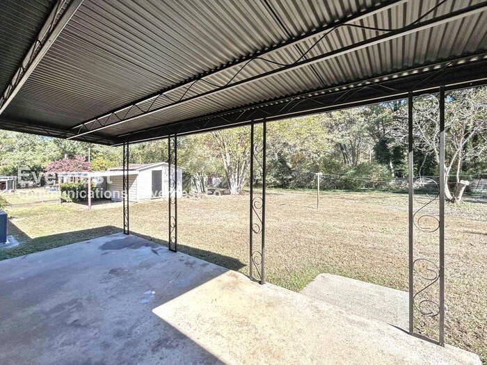 Building Photo - 4542 Carter Rd