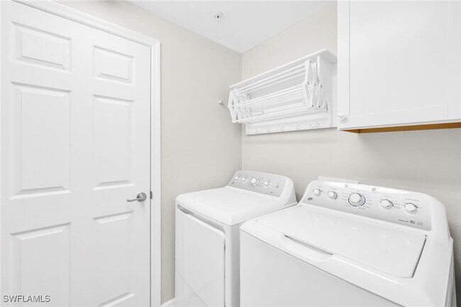 Building Photo - 3159 Serena Ln